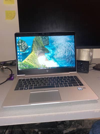 Hp Elitebook i5 8th Gen 840 G5 2gb AMD Graphic Card 8 RAM 256 SSD