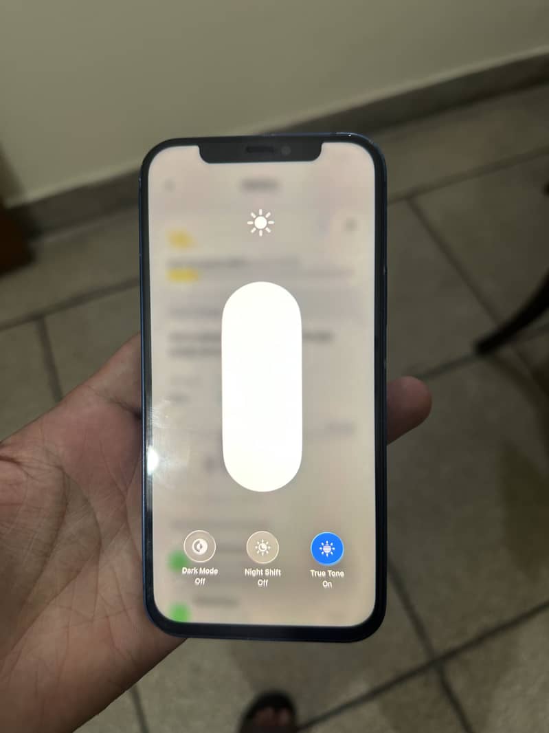 Apple iPhone 12 6