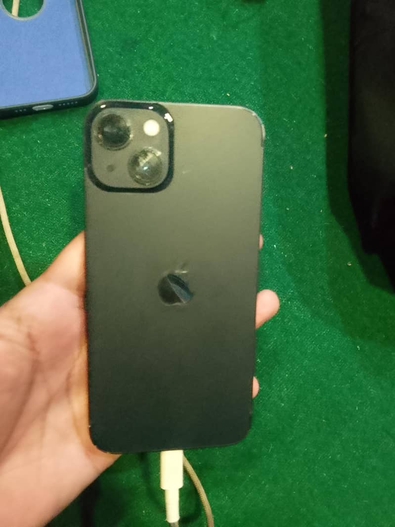 Apple iPhone 13 6