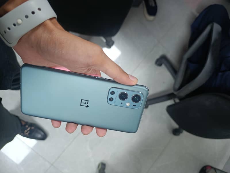 One Plus 9 Pro 3