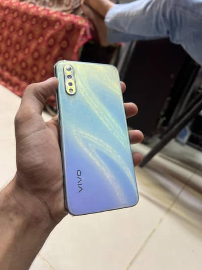 Vivo S1