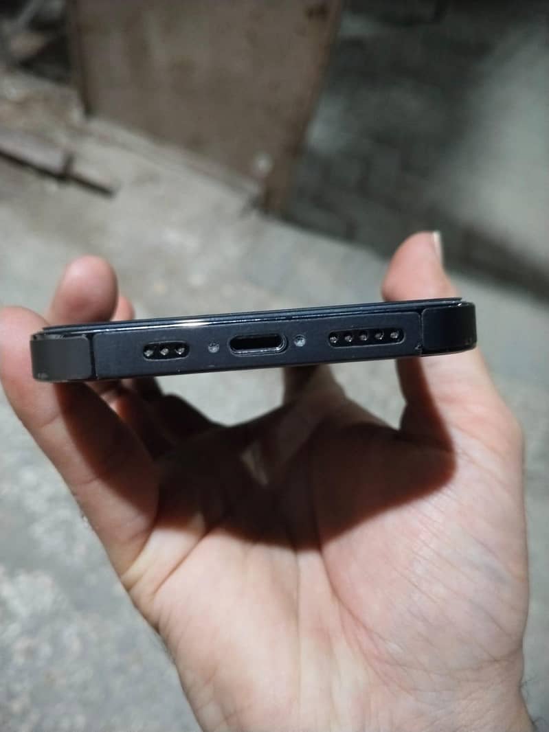 Apple iPhone 13 Pro 4