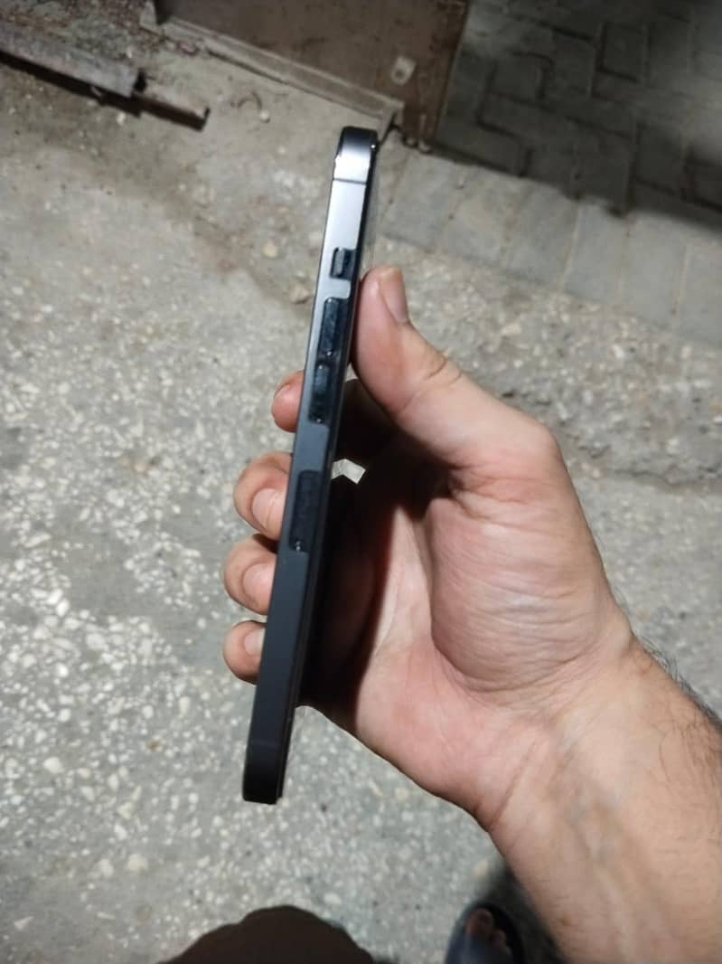 Apple iPhone 13 Pro 5
