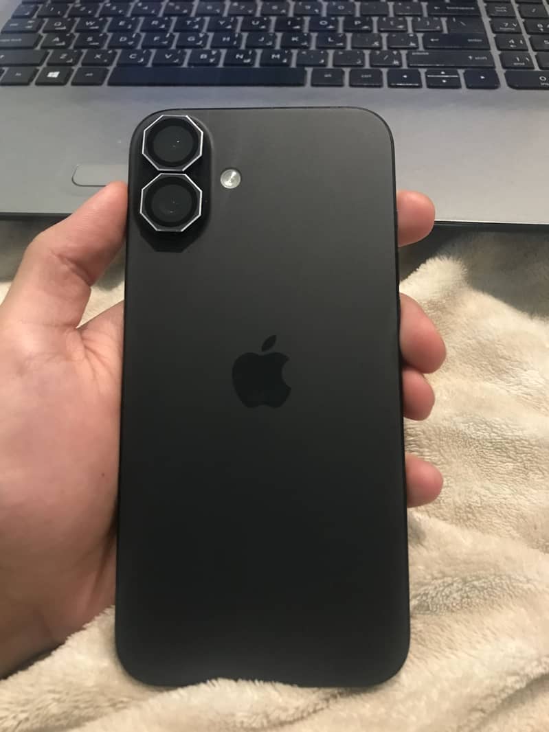 Apple iPhone 16 Plus 5