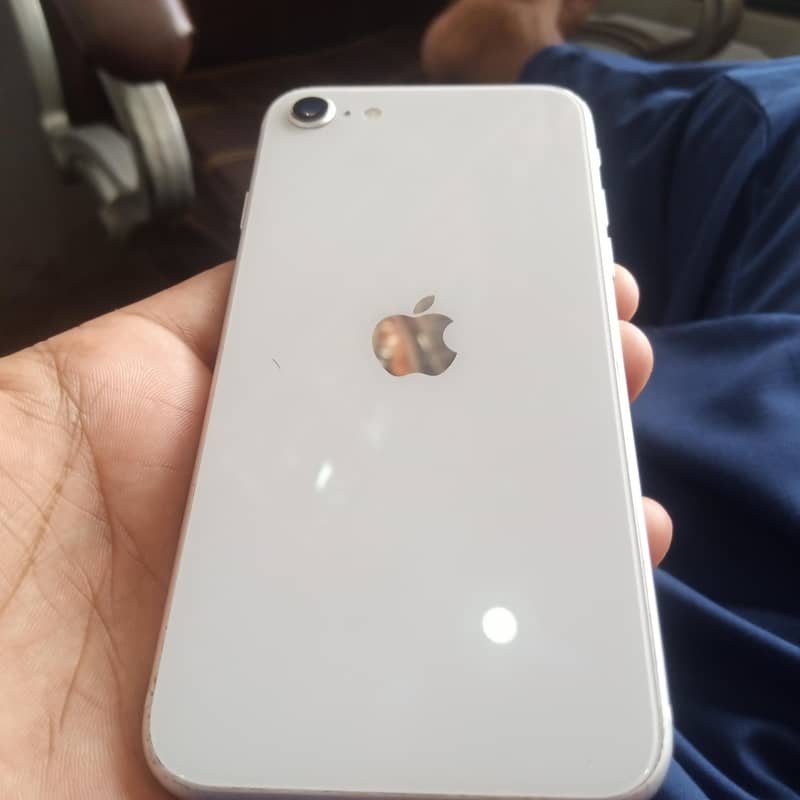 Apple iPhone SE 0