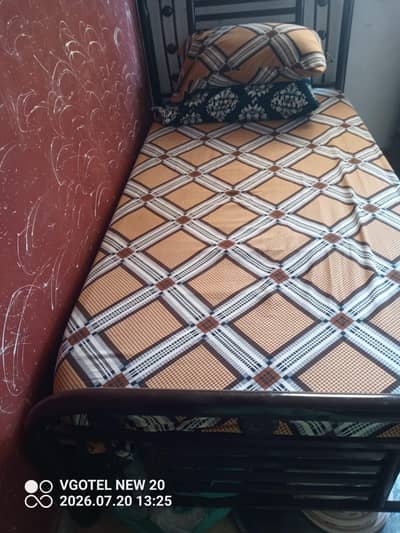 SINGLE BED IRON WITH  DURA FROM MATTRESS EXCELLENT CONDITION