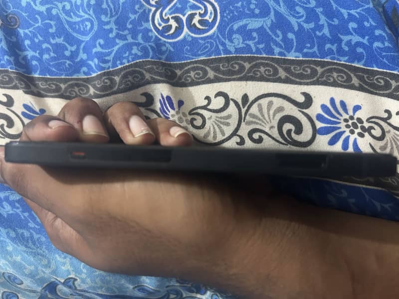 Apple iPhone 14 3