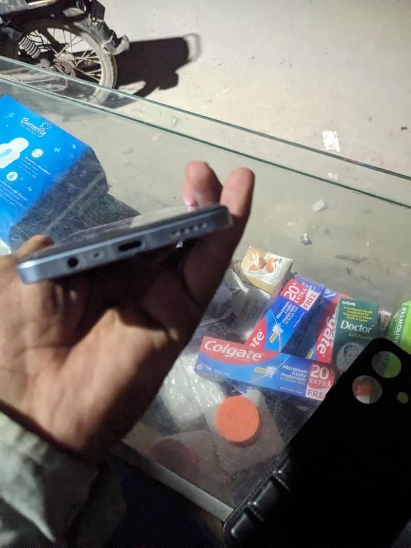 Realme Note 60 2