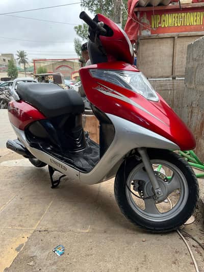 UNITED SCOOTY SELF START MODEL 2018