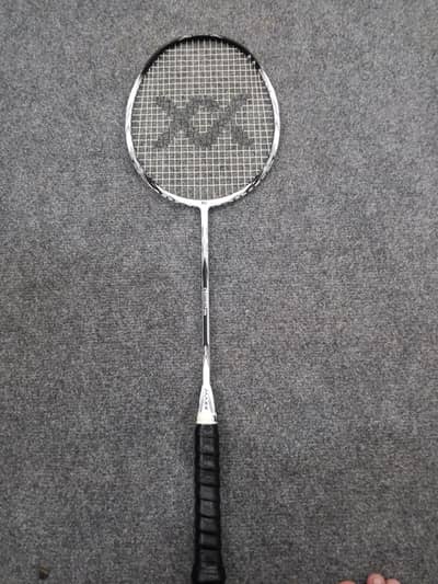 Max Strong M2 Badminton Racket | Isonic Strings | Excellent Condition