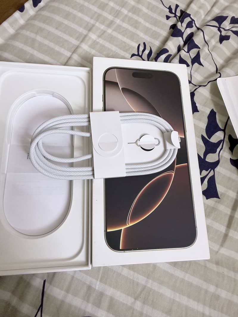 Apple cable 1