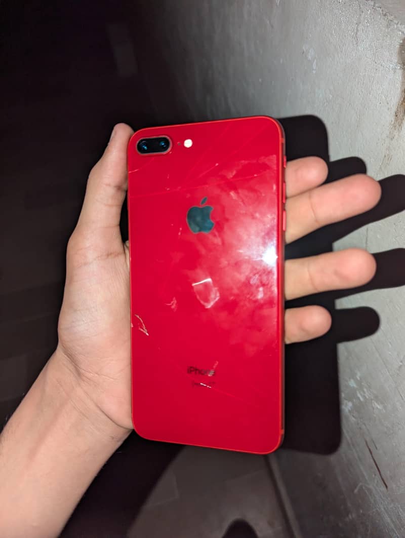 iPhone 8 Plus 0