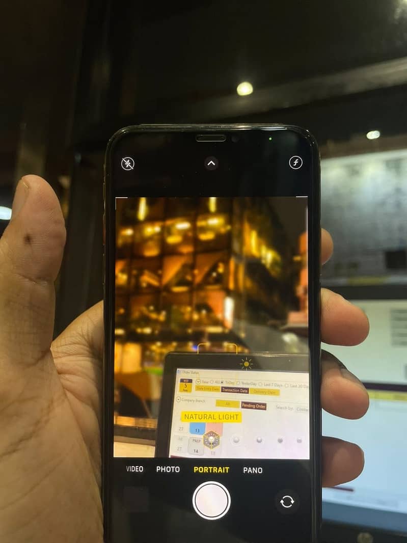 Apple iPhone XS 1