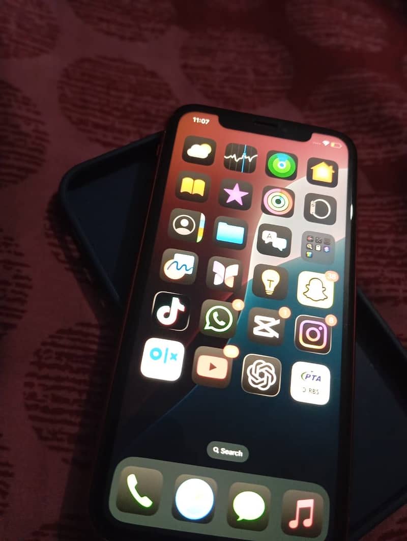 Apple iPhone XR 4
