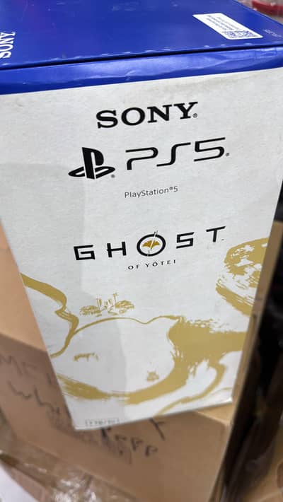 PS5 slim ghost of yoti edition