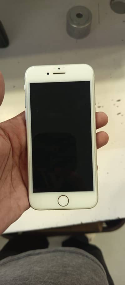 Apple iPhone 8