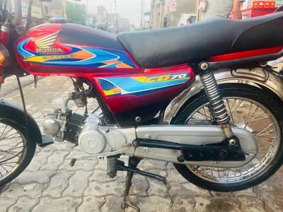Whatsapp number 0_3_19_47_64_34_5 road prince good condition engine ok