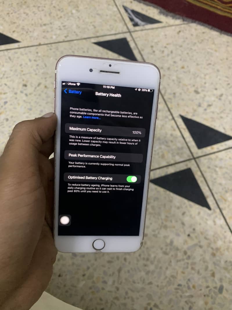 Apple iPhone 7 Plus 6