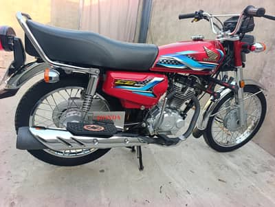 honda 125 motorcycle