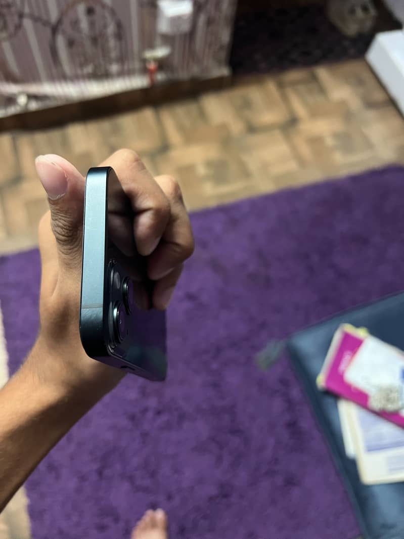 Apple iPhone 14 2