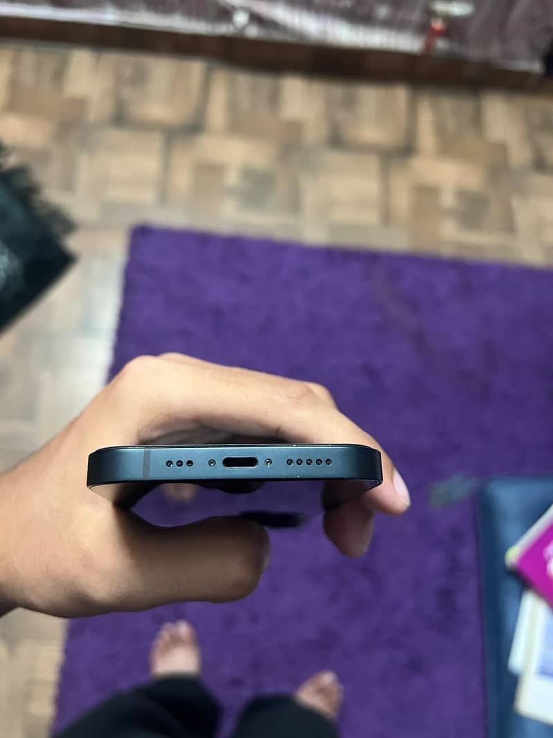 Apple iPhone 14 4
