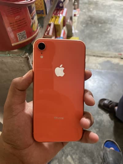 Apple iPhone XR