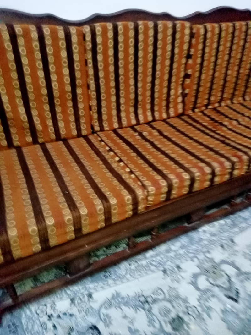 sofa set with table 1