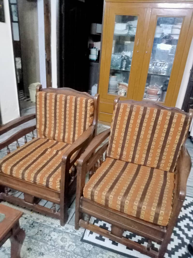 sofa set with table 3