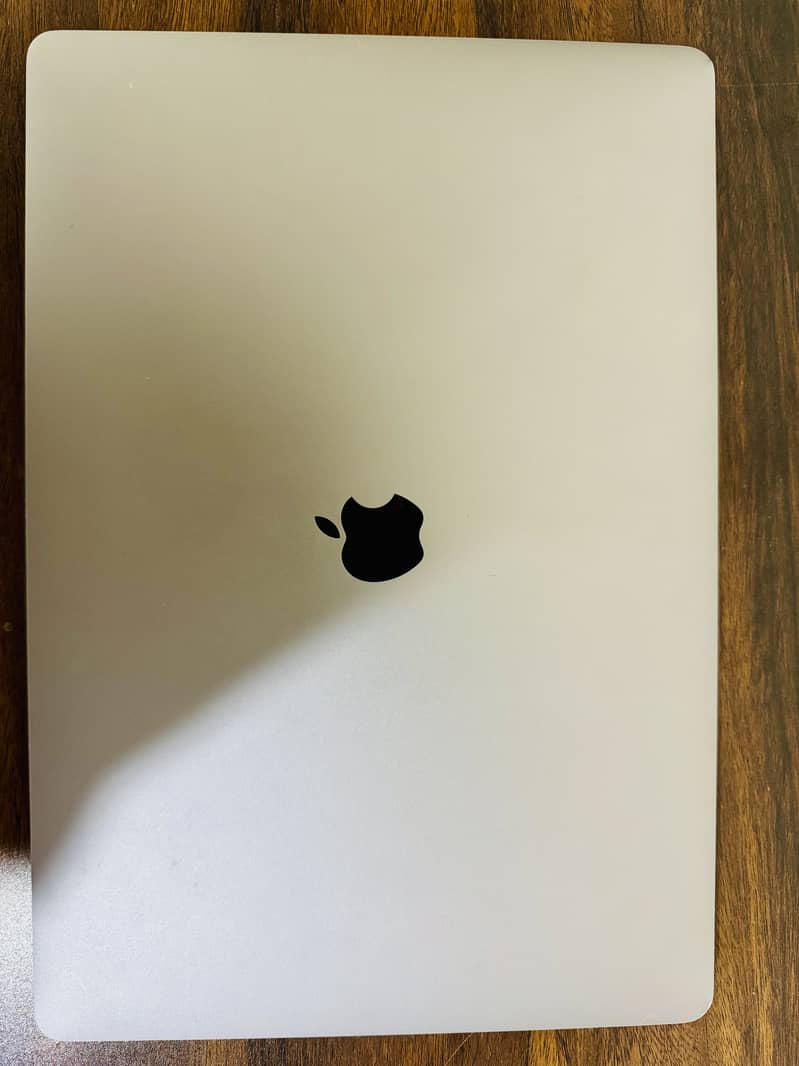 MacBook pro 1