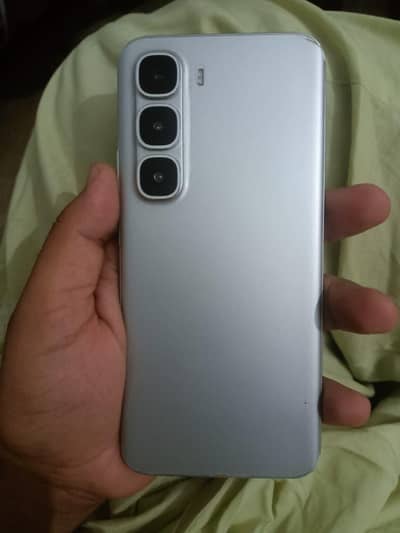 Infinix HOT 60 pro+