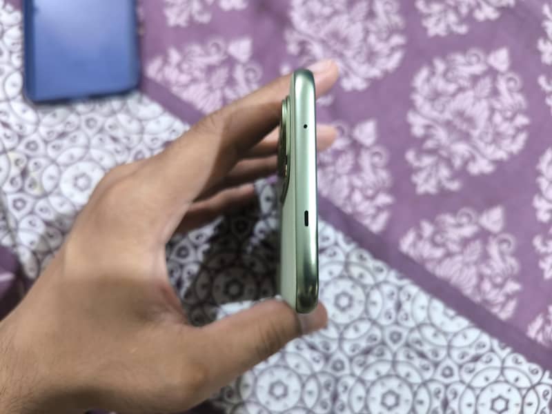 Tecno Spark 40 Pro Plus 3