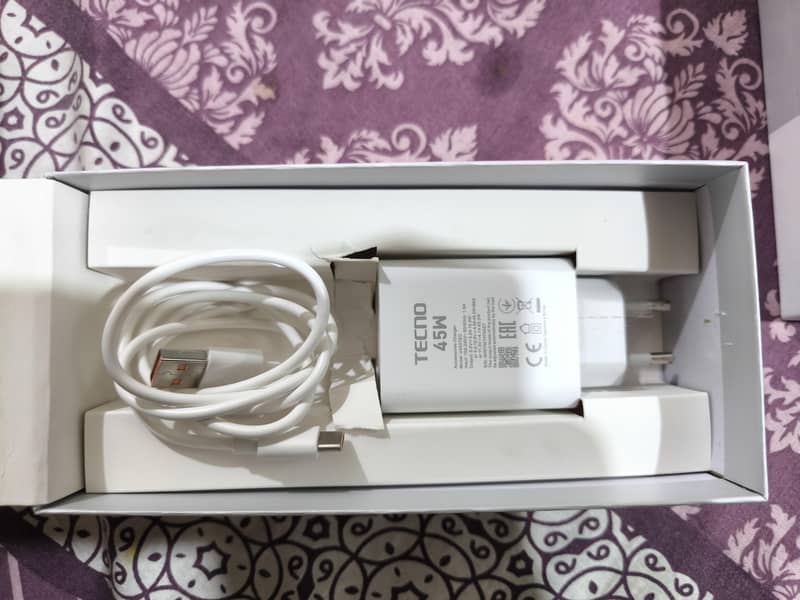 Tecno Spark 40 Pro Plus 7
