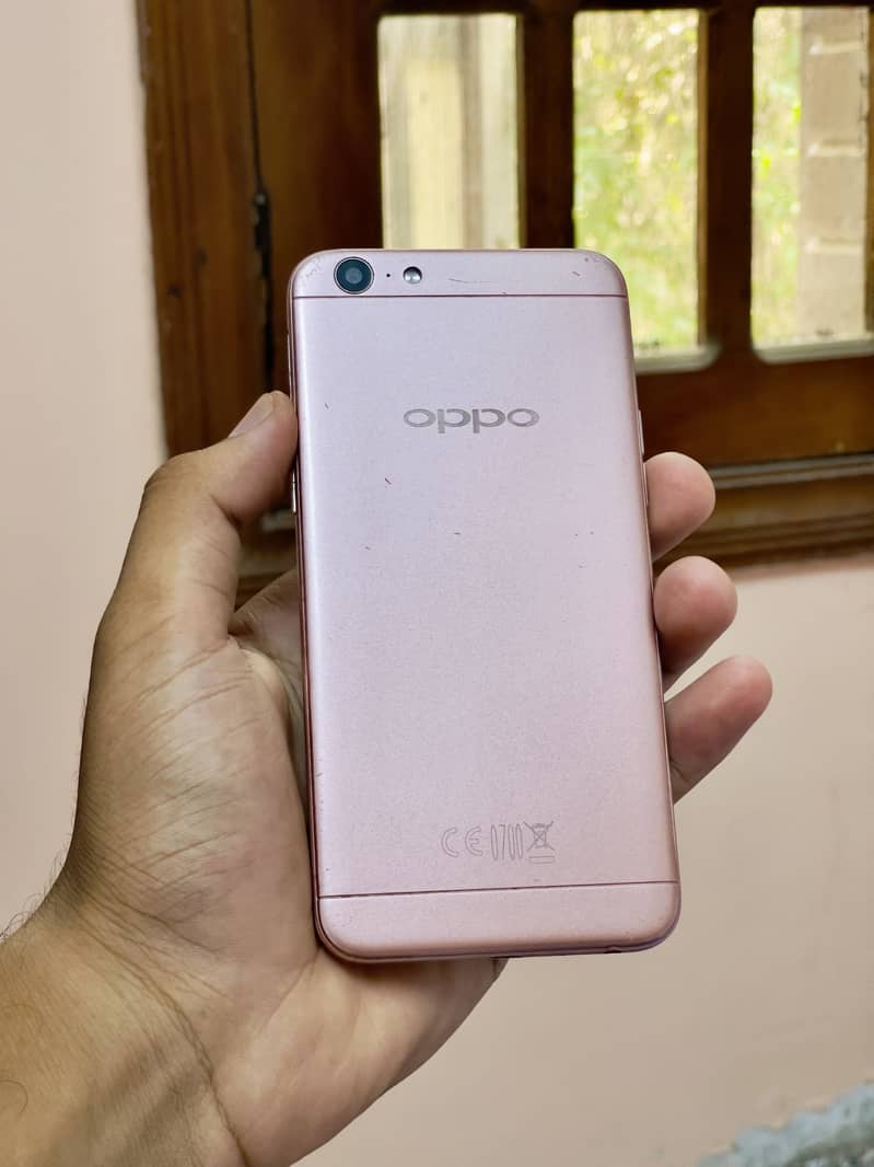 OPPO A57 5