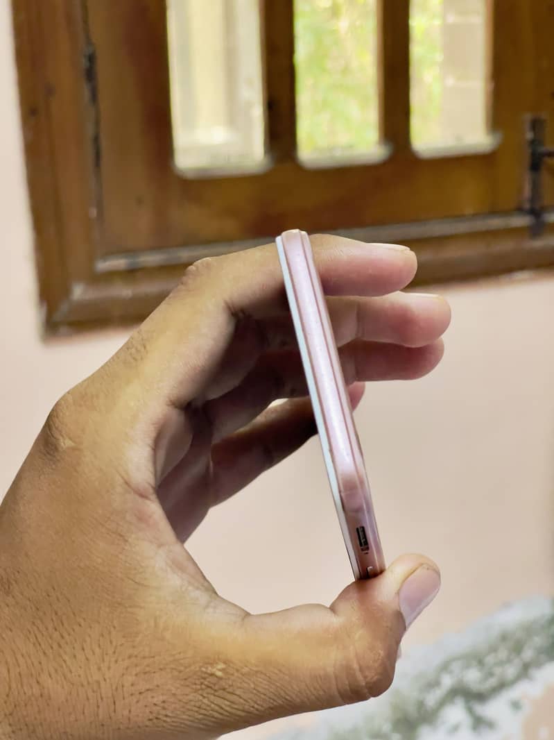 OPPO A57 6