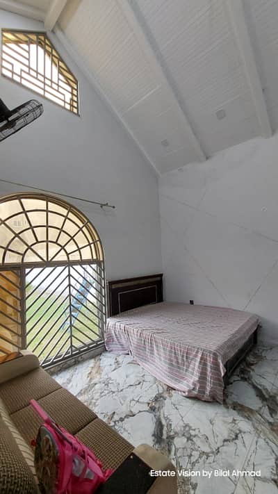 0321 86 10 688 Beautiful 11 Marla house available for Rent in Canal Garden on Main canal road with 5 bedrooms