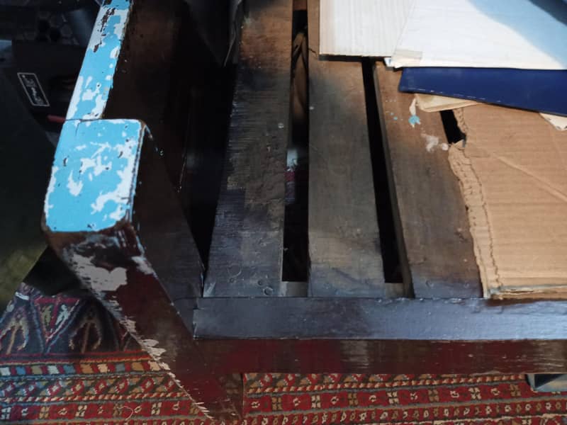 Double Bed Queen Size 1