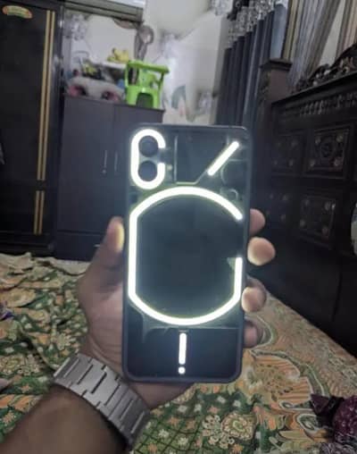 phone nothing one
