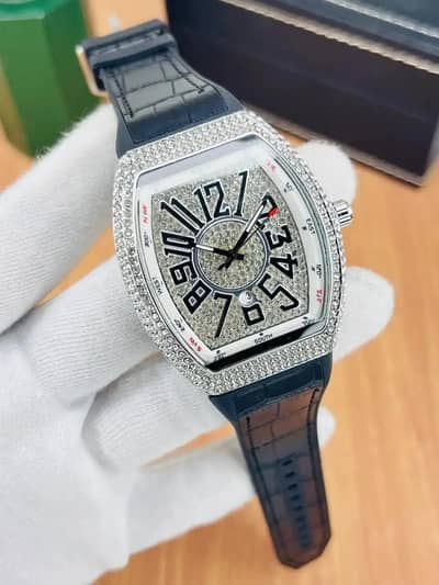 Diamond stone mens luxury fashion watch