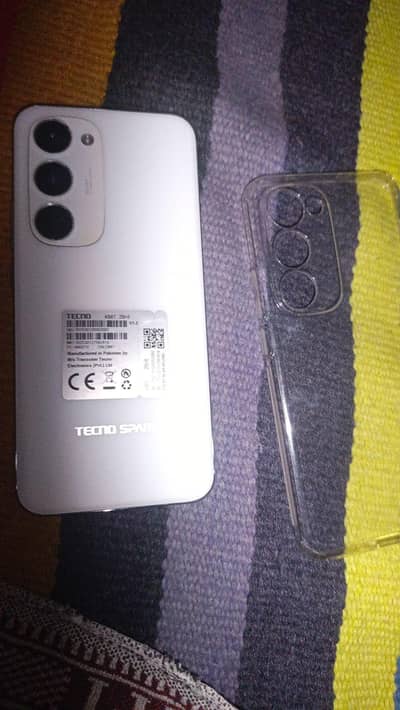 Tecno CAMON 40 Pro plus