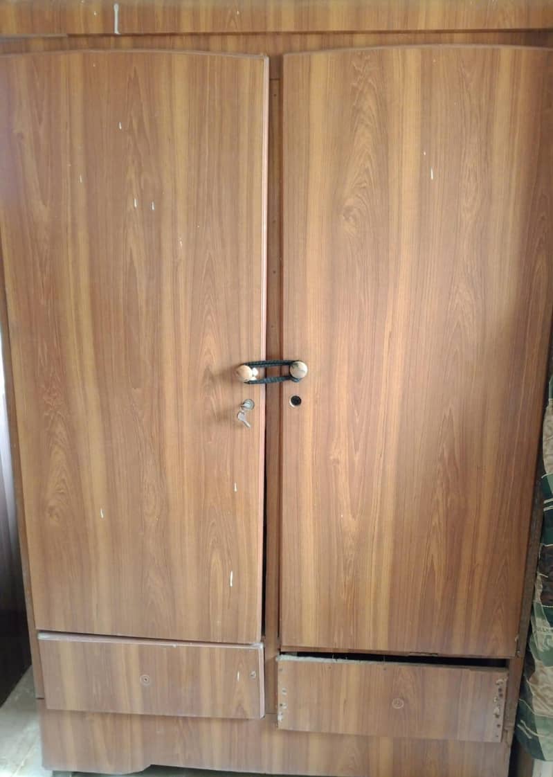 almari 2 door 0