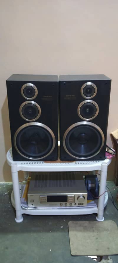 amplified and speakers