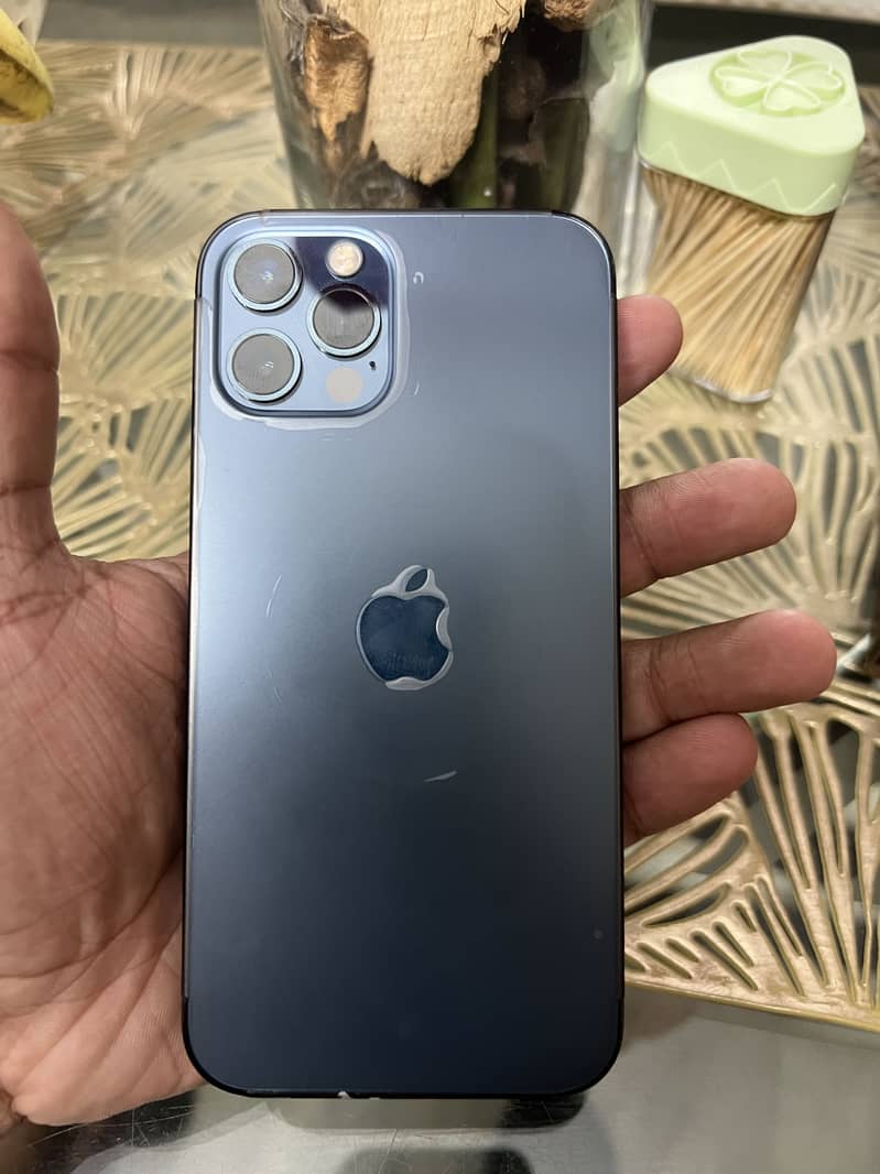 Apple iPhone 12 Pro 3