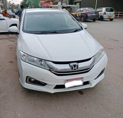 Honda Grace Hybrid 2015