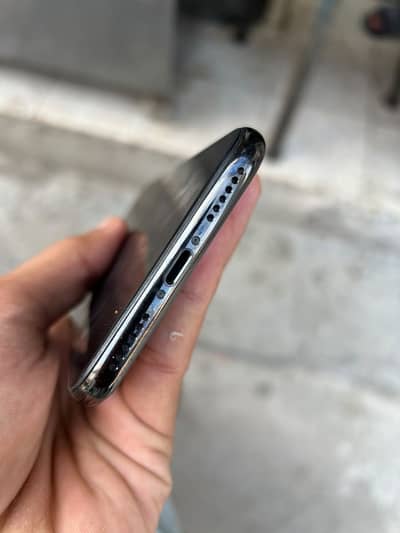 Apple iPhone X 10/10 sheesha piece