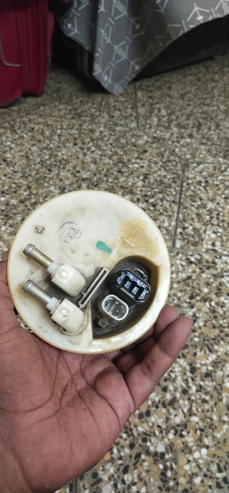 Complete fuel pump 8