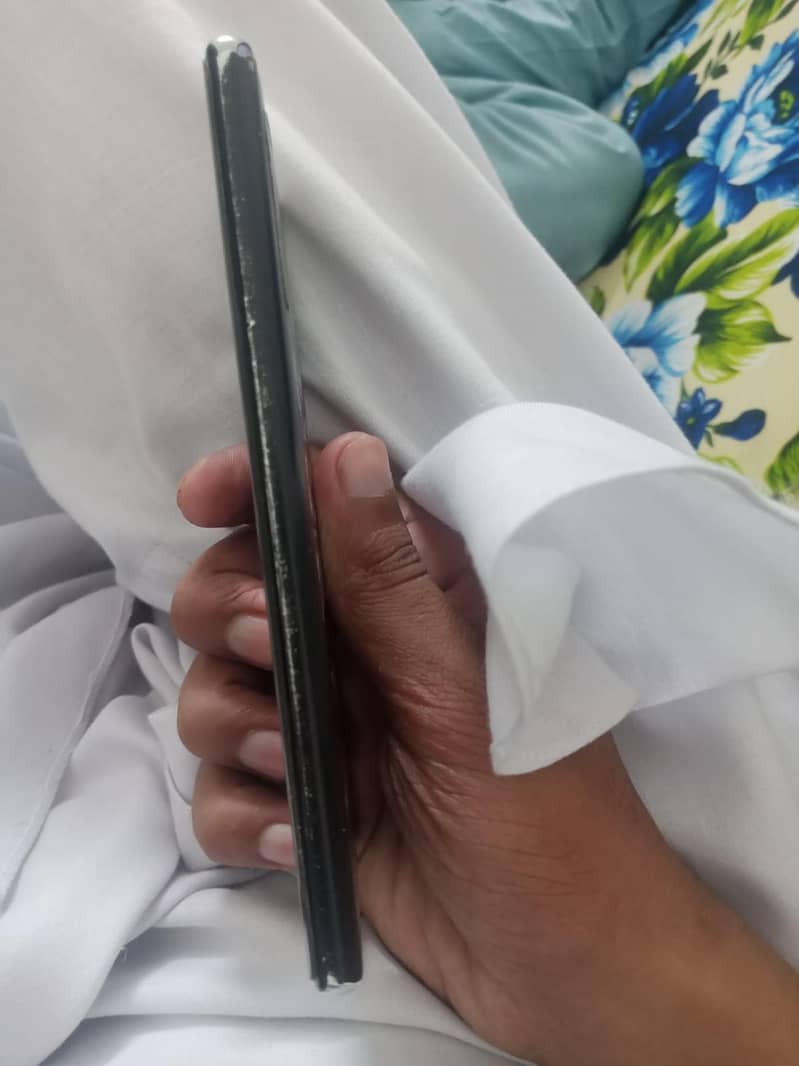 Samsung Mobile Note 10 Plus 2