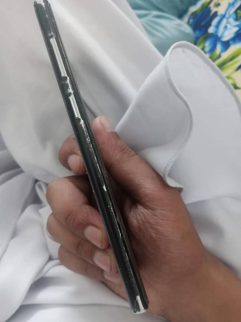 Samsung Mobile Note 10 Plus 4