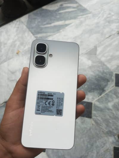 Infinix smart 10 4/64