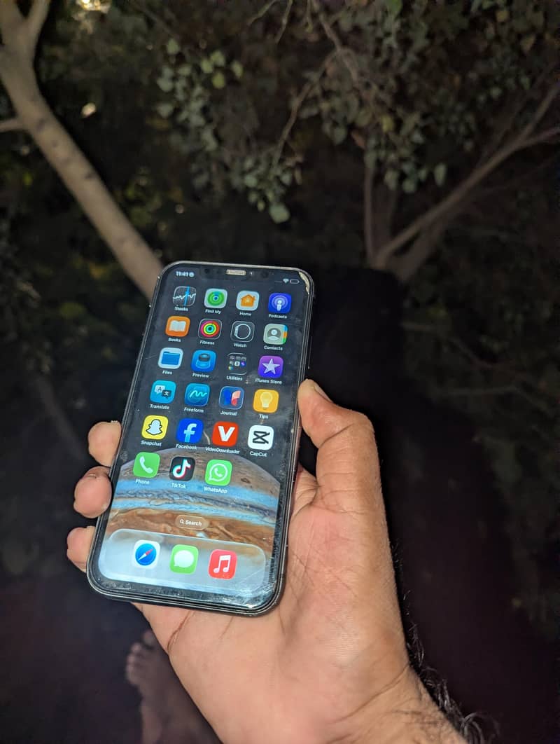 Apple iPhone 11 2