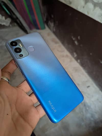 Infinix Hot 12 Play
